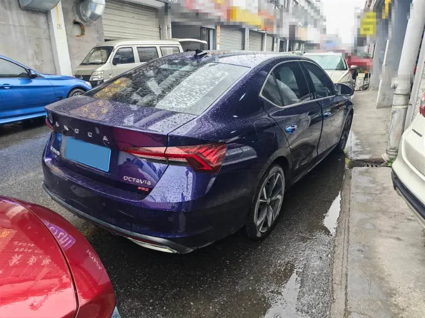 2021 Skoda Octavia 1.4T 150HP L4 7DCT,autocango,china used car exporter,china ev exporter,chinese used car exporter,chinese used ev exporter