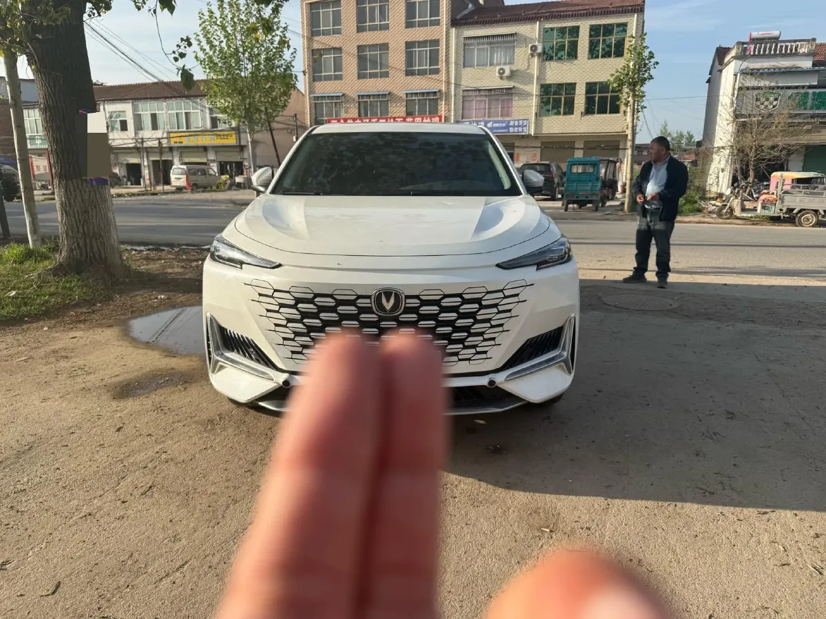 2021 ChangAn UNI-K 2.0T 233HP L4 8AT,autocango,china used car exporter,china ev exporter,chinese used car exporter,chinese used ev exporter