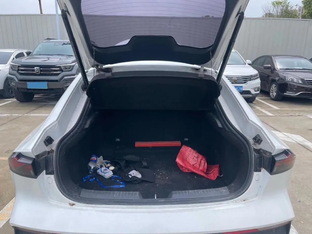 2023 ChangAn UNI-V 1.5T 188HP L4 7DCT,autocango,china used car exporter,china ev exporter,chinese used car exporter,chinese used ev exporter