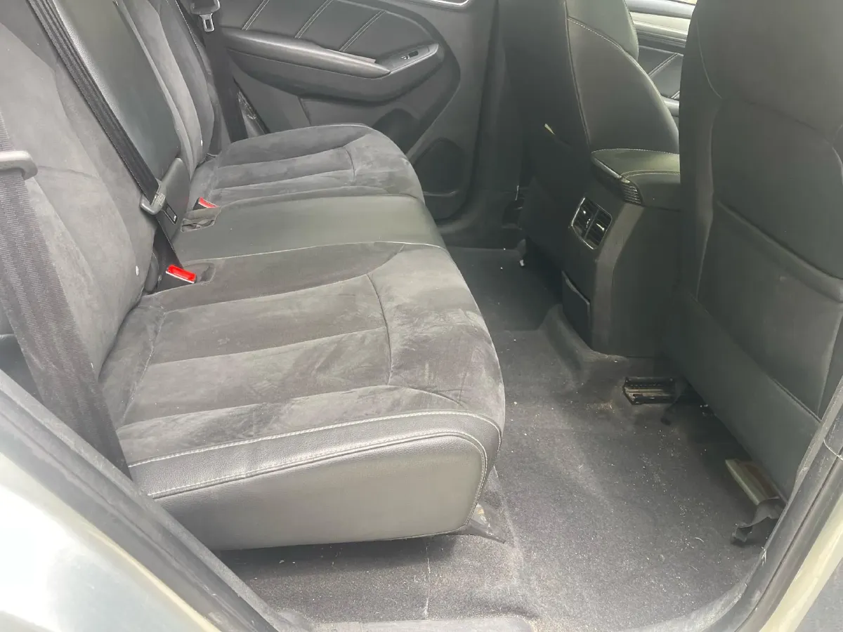 2018 Roewe RX5 1.5T 169HP L4 2AT PHEV 12KWH,autocango,china used car exporter,china ev exporter,chinese used car exporter,chinese used ev exporter