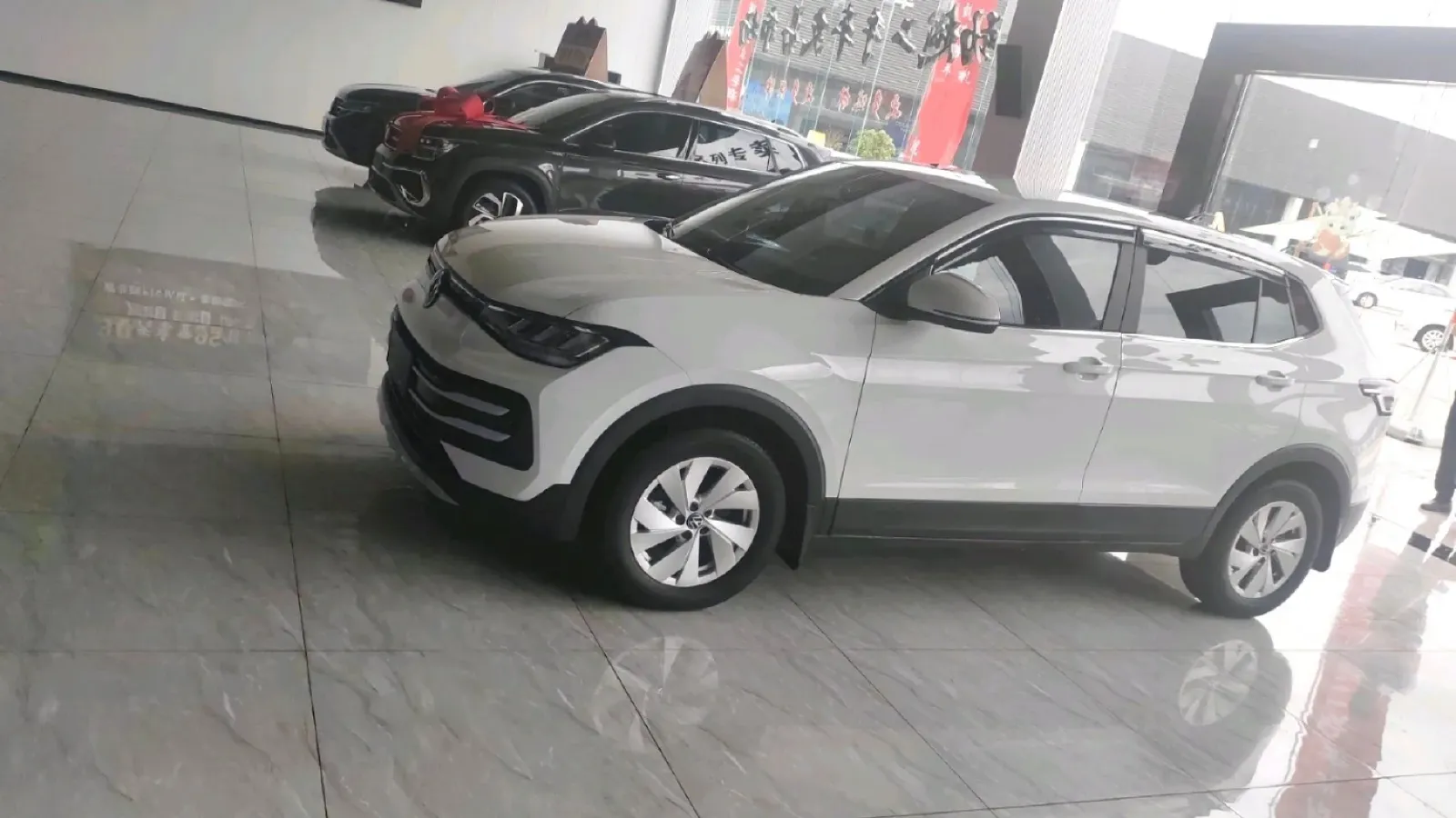 2025 Volkswagen Tharu 1.5L 110HP L4 6AT,autocango,china used car exporter,china ev exporter,chinese used car exporter,chinese used ev exporter