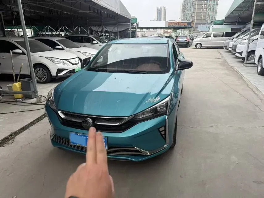2020 DongFeng Aeolus YiXuan 1.5T 150HP L4 6DCT,autocango,china used car exporter,china ev exporter,chinese used car exporter,chinese used ev exporter