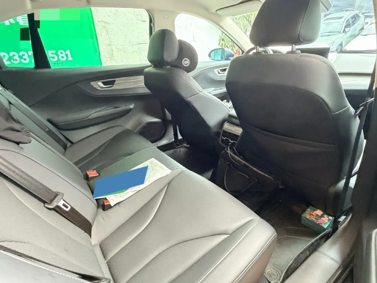 2024 HongQi E-QM5 BEV 72KWH,autocango,china used car exporter,china ev exporter,chinese used car exporter,chinese used ev exporter