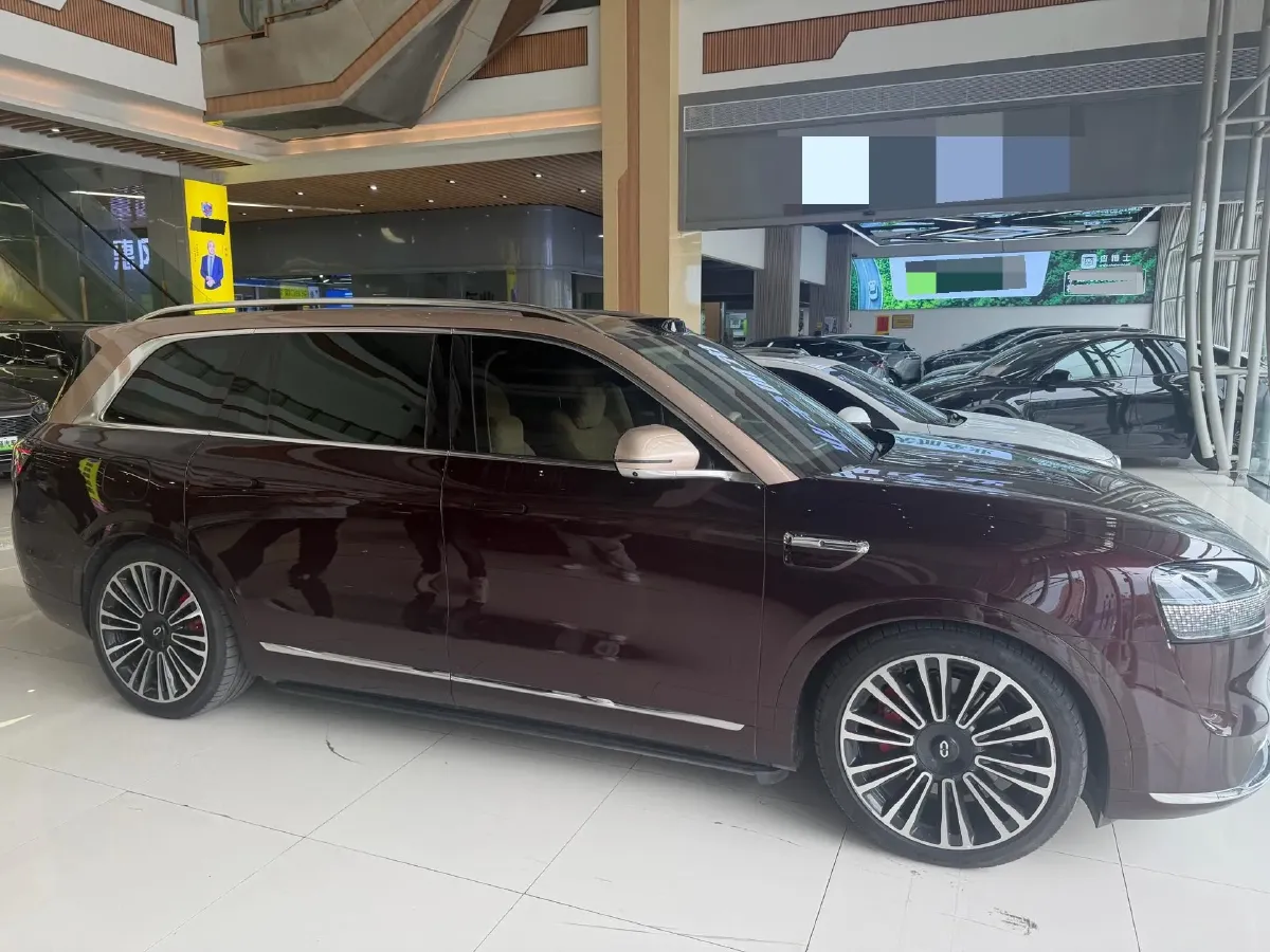 2025 AITO AITO M9 REEV 160HP REEV 52KWH,autocango,china used car exporter,china ev exporter,chinese used car exporter,chinese used ev exporter