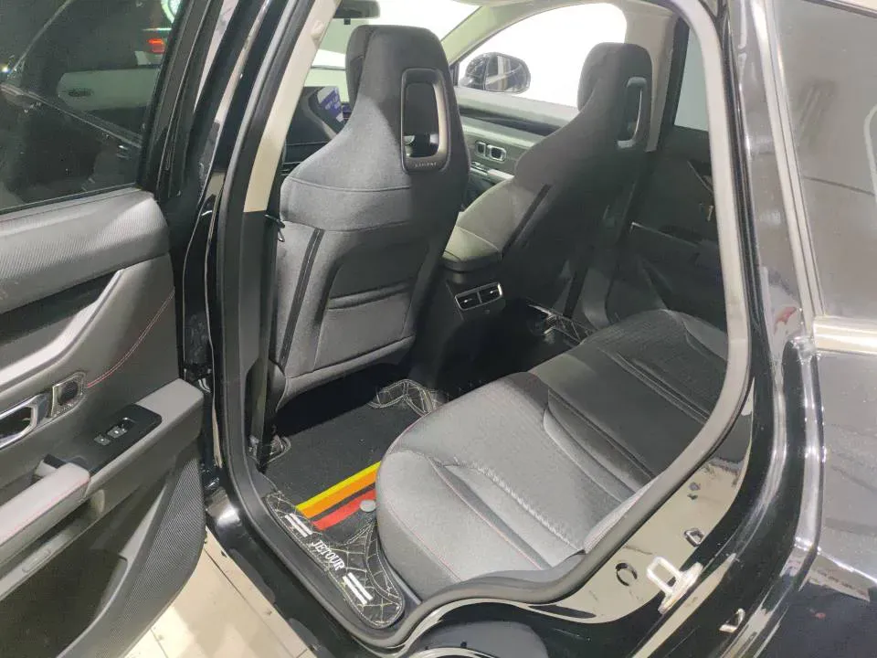 2024 Jetour DASHING 1.5T 156HP L4 6DCT,autocango,china used car exporter,china ev exporter,chinese used car exporter,chinese used ev exporter