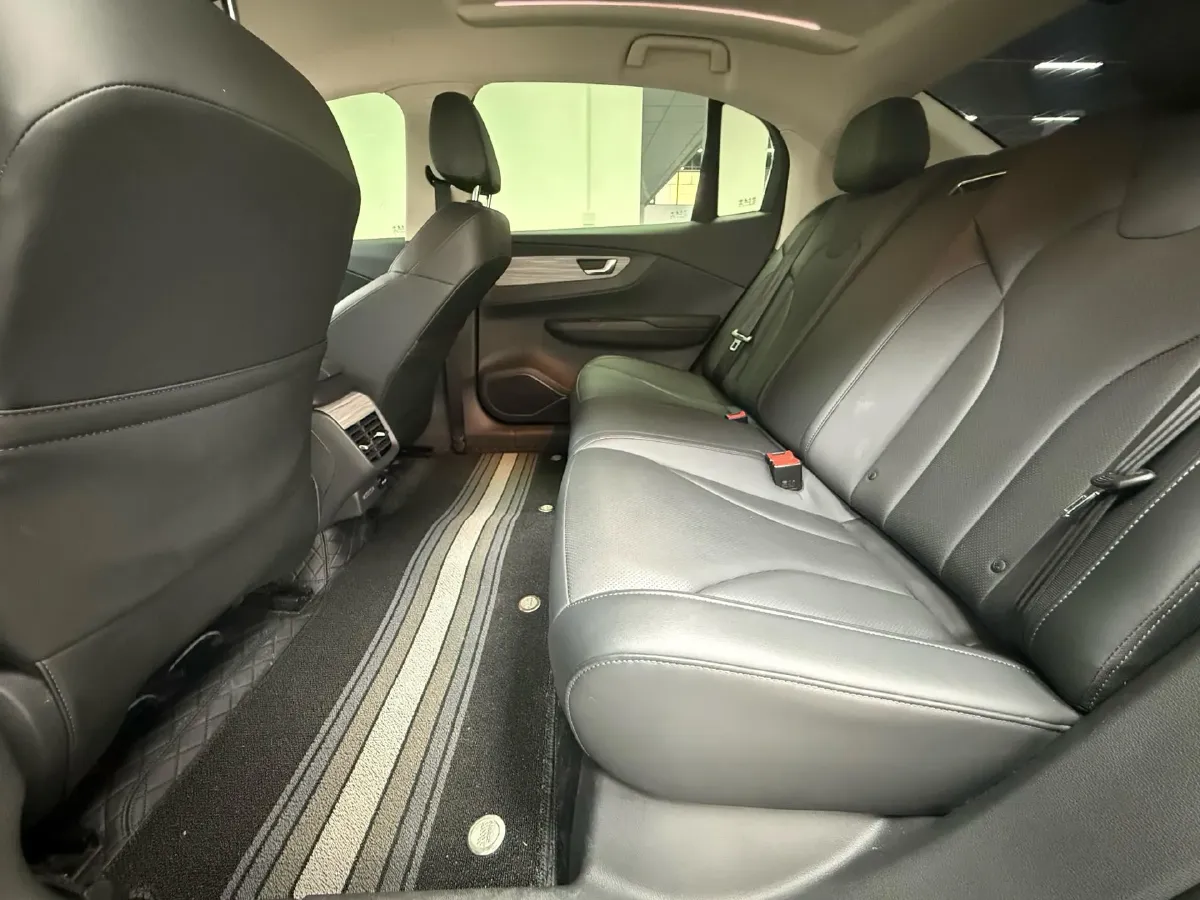 2023 HongQi E-QM5 BEV 82KWH,autocango,china used car exporter,china ev exporter,chinese used car exporter,chinese used ev exporter