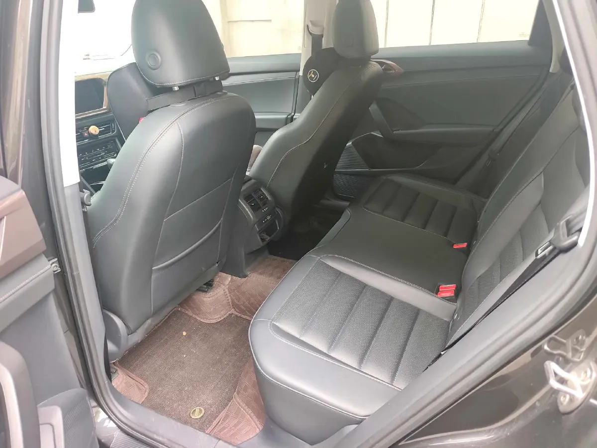 2021 Volkswagen Tharu 1.4T 150HP L4 7DCT,autocango,china used car exporter,china ev exporter,chinese used car exporter,chinese used ev exporter