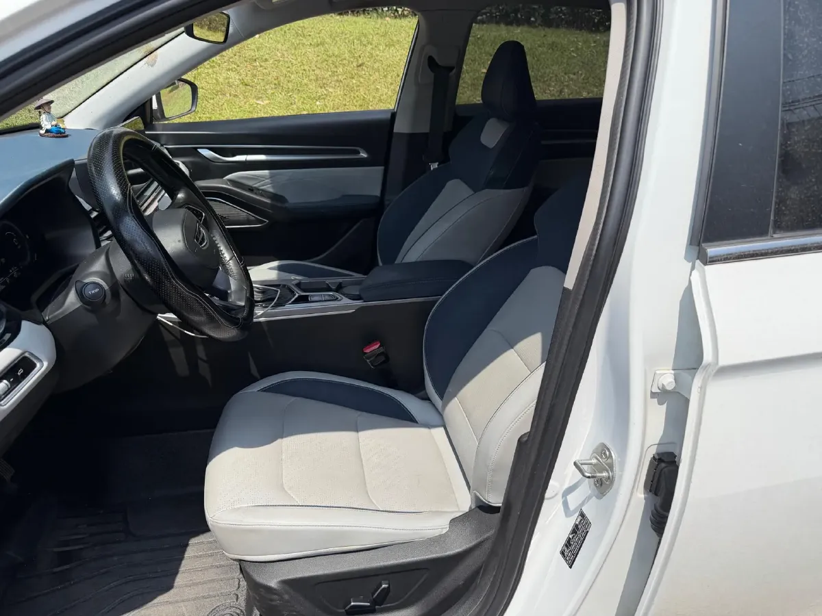 2022 Geely Emgrand 1.5L 114HP L4 CVT,autocango,china used car exporter,china ev exporter,chinese used car exporter,chinese used ev exporter