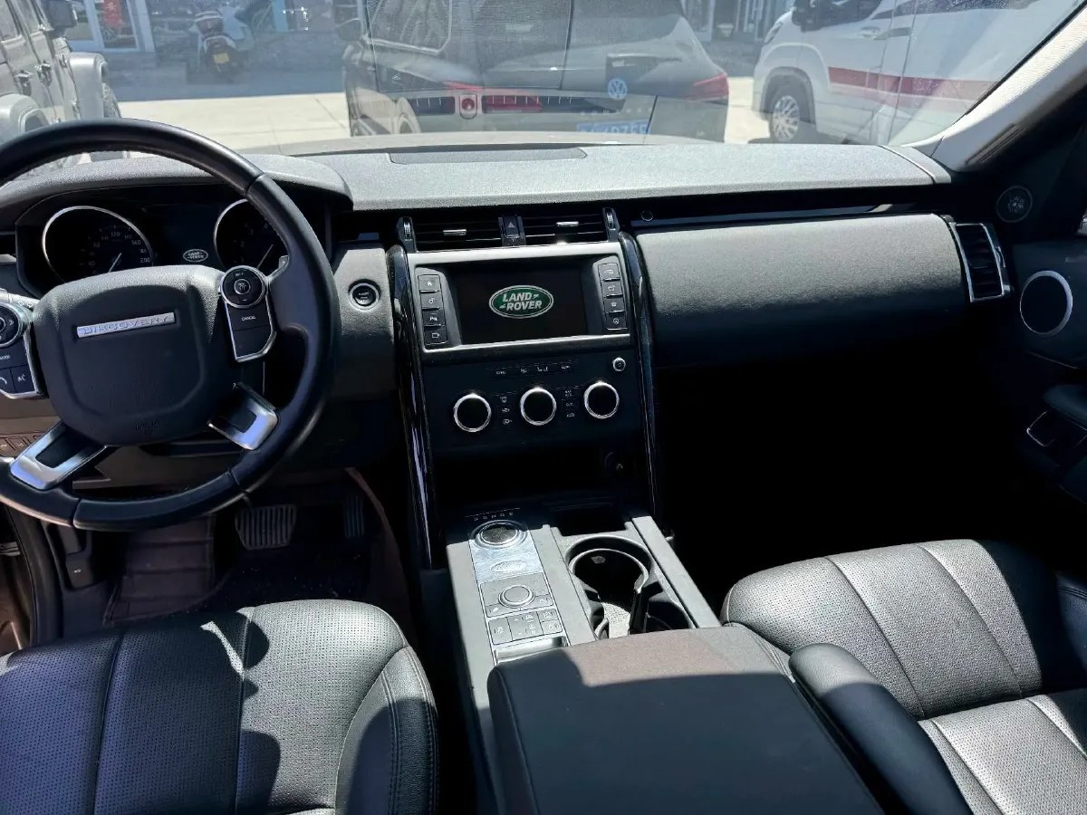 2017 Land Rover Discovery 3.0T 340HP V6 8AT,autocango,china used car exporter,china ev exporter,chinese used car exporter,chinese used ev exporter