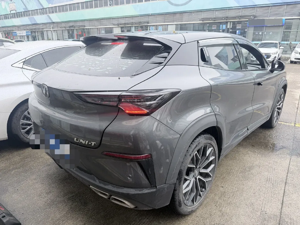 2022 ChangAn UNI-T 1.5T 188HP L4 7DCT,autocango,china used car exporter,china ev exporter,chinese used car exporter,chinese used ev exporter
