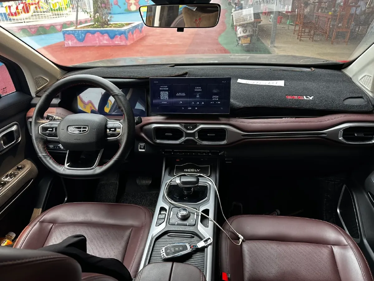 2022 Geely Okavango 1.8T 184HP L4 7DCT,autocango,china used car exporter,china ev exporter,chinese used car exporter,chinese used ev exporter