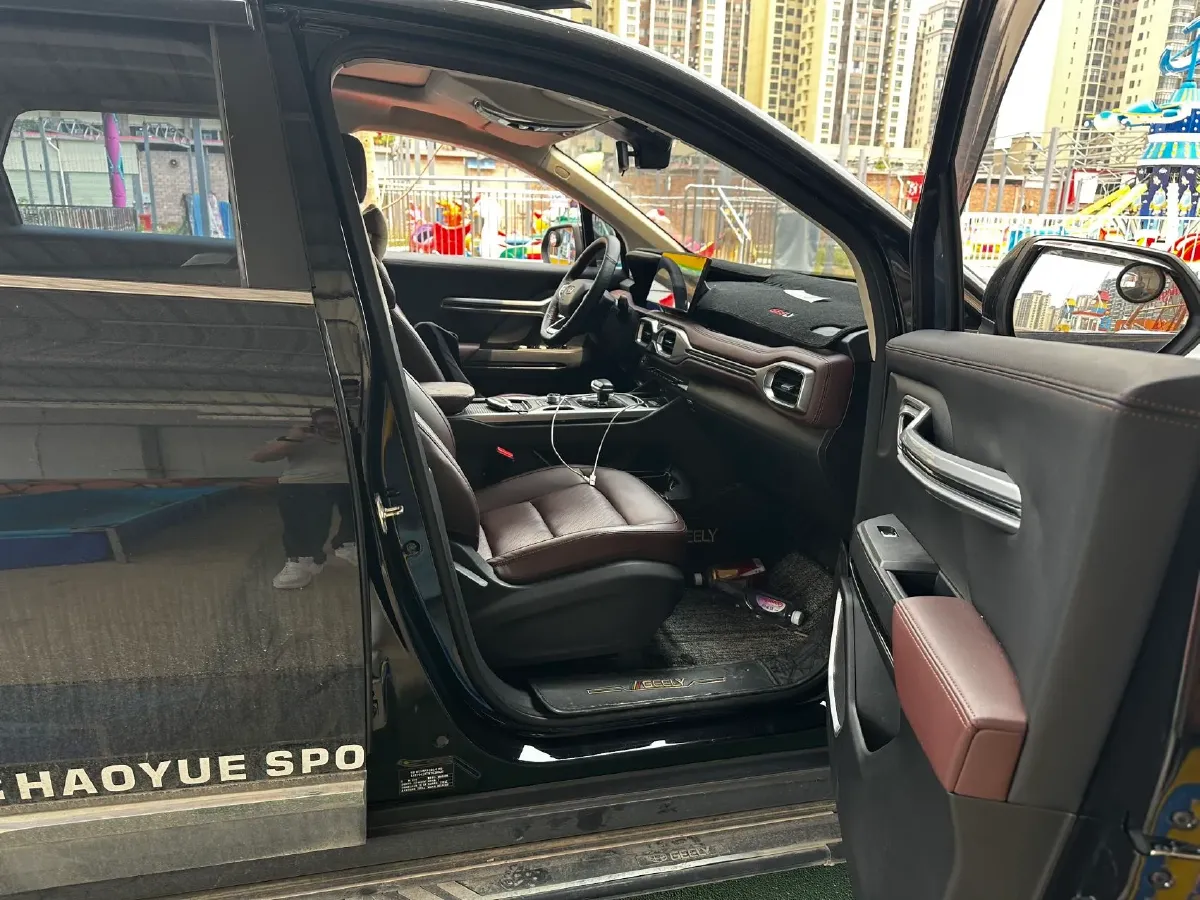 2022 Geely Okavango 1.8T 184HP L4 7DCT,autocango,china used car exporter,china ev exporter,chinese used car exporter,chinese used ev exporter