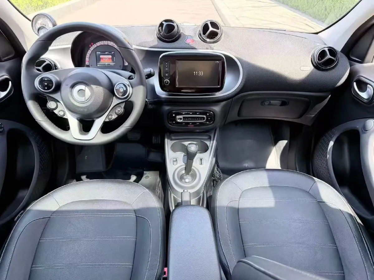 2016 Smart smart forfour 0.9T 90HP L3 6DCT,autocango,china used car exporter,china ev exporter,chinese used car exporter,chinese used ev exporter