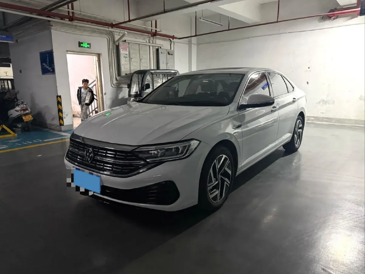 2023 Volkswagen Sagitar 1.5T 160HP L4 7DCT,autocango,china used car exporter,china ev exporter,chinese used car exporter,chinese used ev exporter
