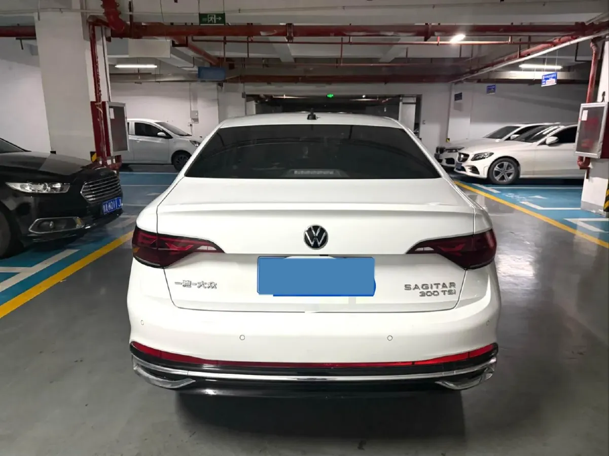 2023 Volkswagen Sagitar 1.5T 160HP L4 7DCT,autocango,china used car exporter,china ev exporter,chinese used car exporter,chinese used ev exporter