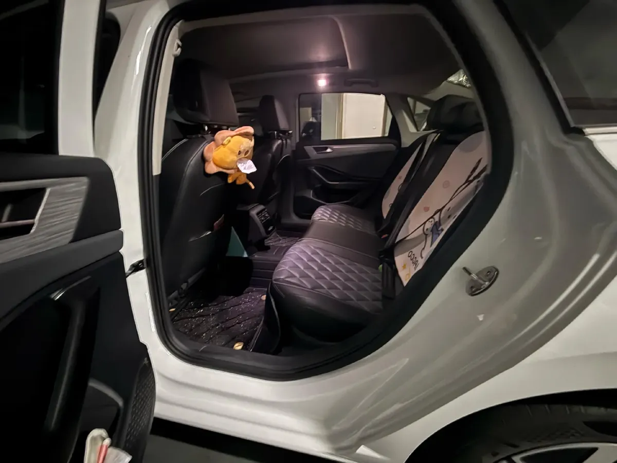 2023 Volkswagen Sagitar 1.5T 160HP L4 7DCT,autocango,china used car exporter,china ev exporter,chinese used car exporter,chinese used ev exporter