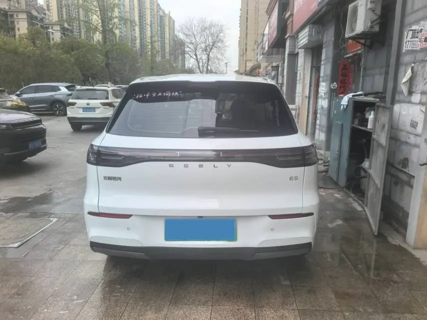 2024 LanDian E5 1.5L 110HP L4 E-CVT PHEV 17.52KWH,autocango,china used car exporter,china ev exporter,chinese used car exporter,chinese used ev exporter