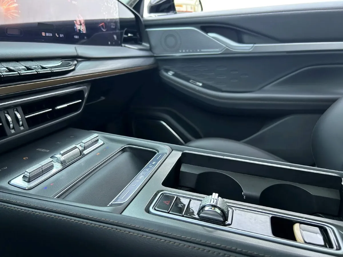 2022 Lincoln Z 2.0T 246HP L4 8AT,autocango,china used car exporter,china ev exporter,chinese used car exporter,chinese used ev exporter