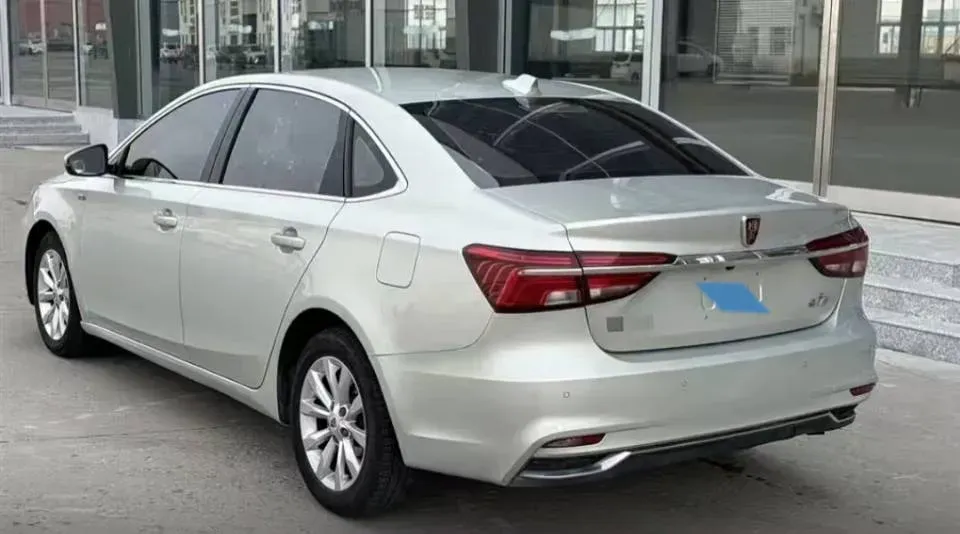 2019 Roewe i6 1.5T 169HP L4 AMT PHEV 9.1KWH,autocango,china used car exporter,china ev exporter,chinese used car exporter,chinese used ev exporter