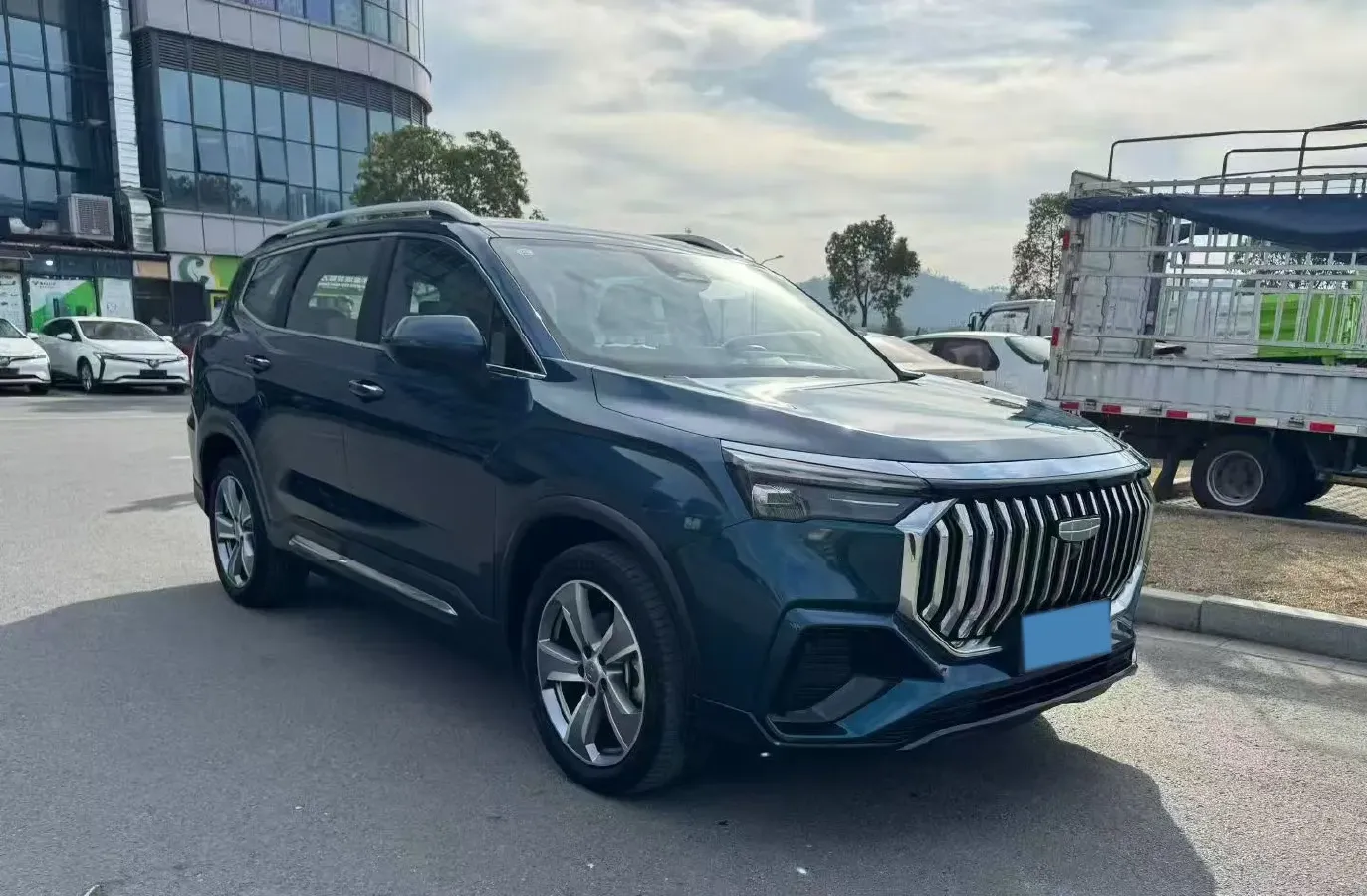 2024 Geely Okavango L 2.0T 218HP L4 7DCT,autocango,china used car exporter,china ev exporter,chinese used car exporter,chinese used ev exporter