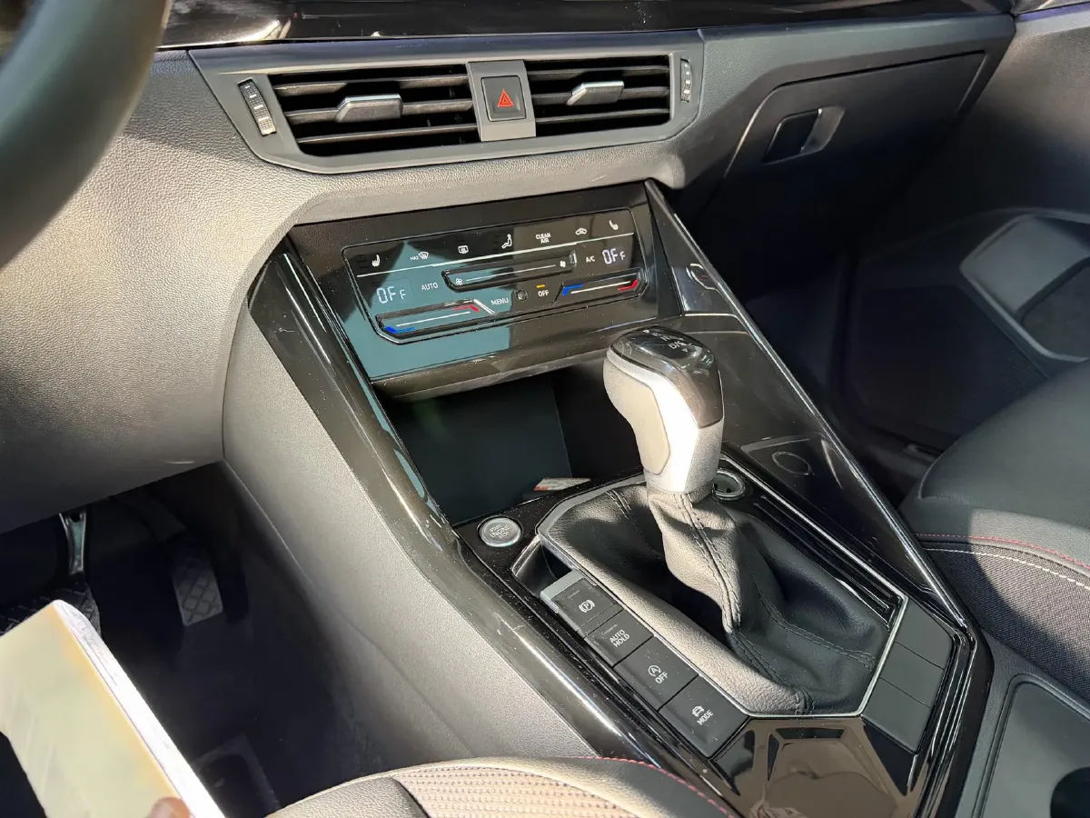 2021 Volkswagen Tayron 1.4T 150HP L4 7DCT,autocango,china used car exporter,china ev exporter,chinese used car exporter,chinese used ev exporter