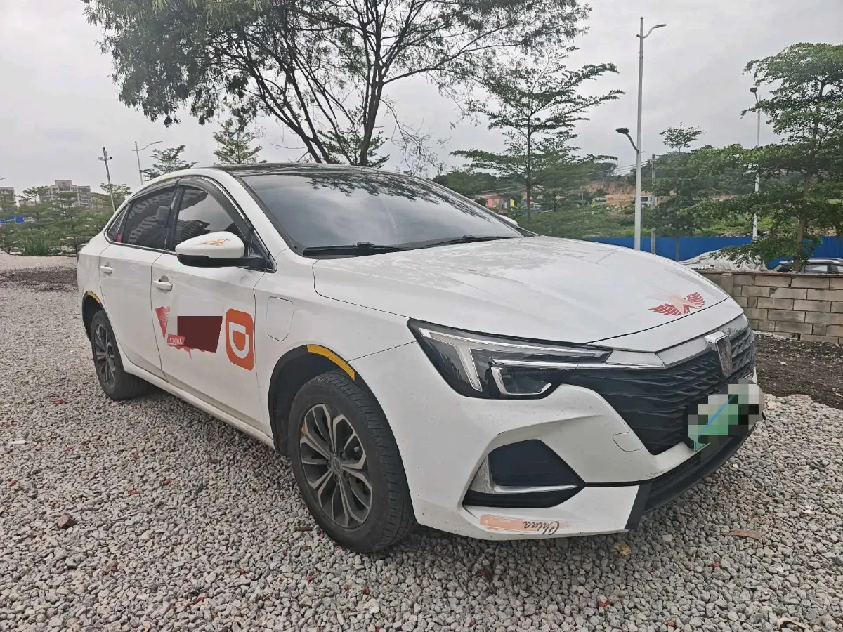 2022 JMC YuHu 7 2.0T 141HP L4 8AT,autocango,china used car exporter,china ev exporter,chinese used car exporter,chinese used ev exporter