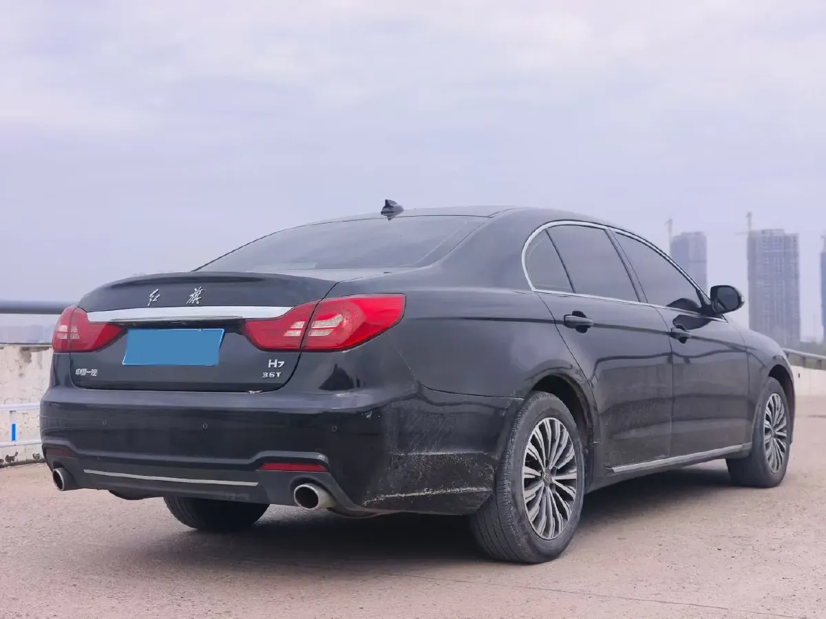 2021 HongQi H7 1.8T 188HP L4 6AT,autocango,china used car exporter,china ev exporter,chinese used car exporter,chinese used ev exporter