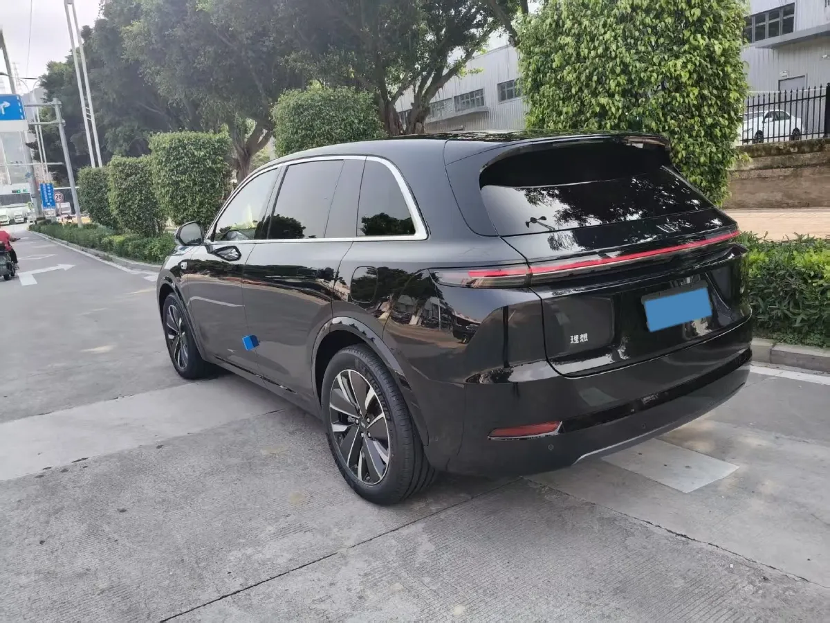 2025 Li L7 Range Extended 154HP REEV,autocango,china used car exporter,china ev exporter,chinese used car exporter,chinese used ev exporter