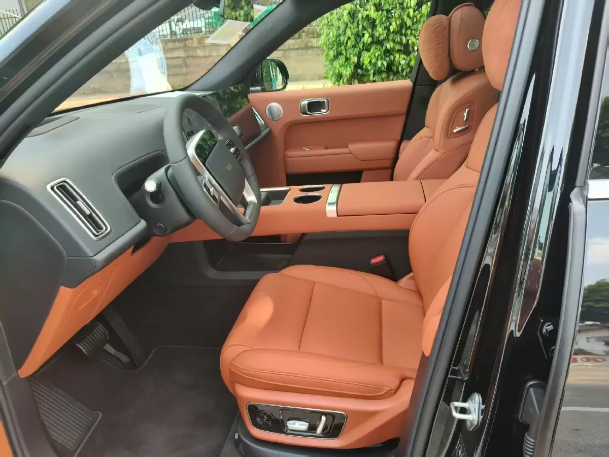 2025 Li L7 Range Extended 154HP REEV,autocango,china used car exporter,china ev exporter,chinese used car exporter,chinese used ev exporter