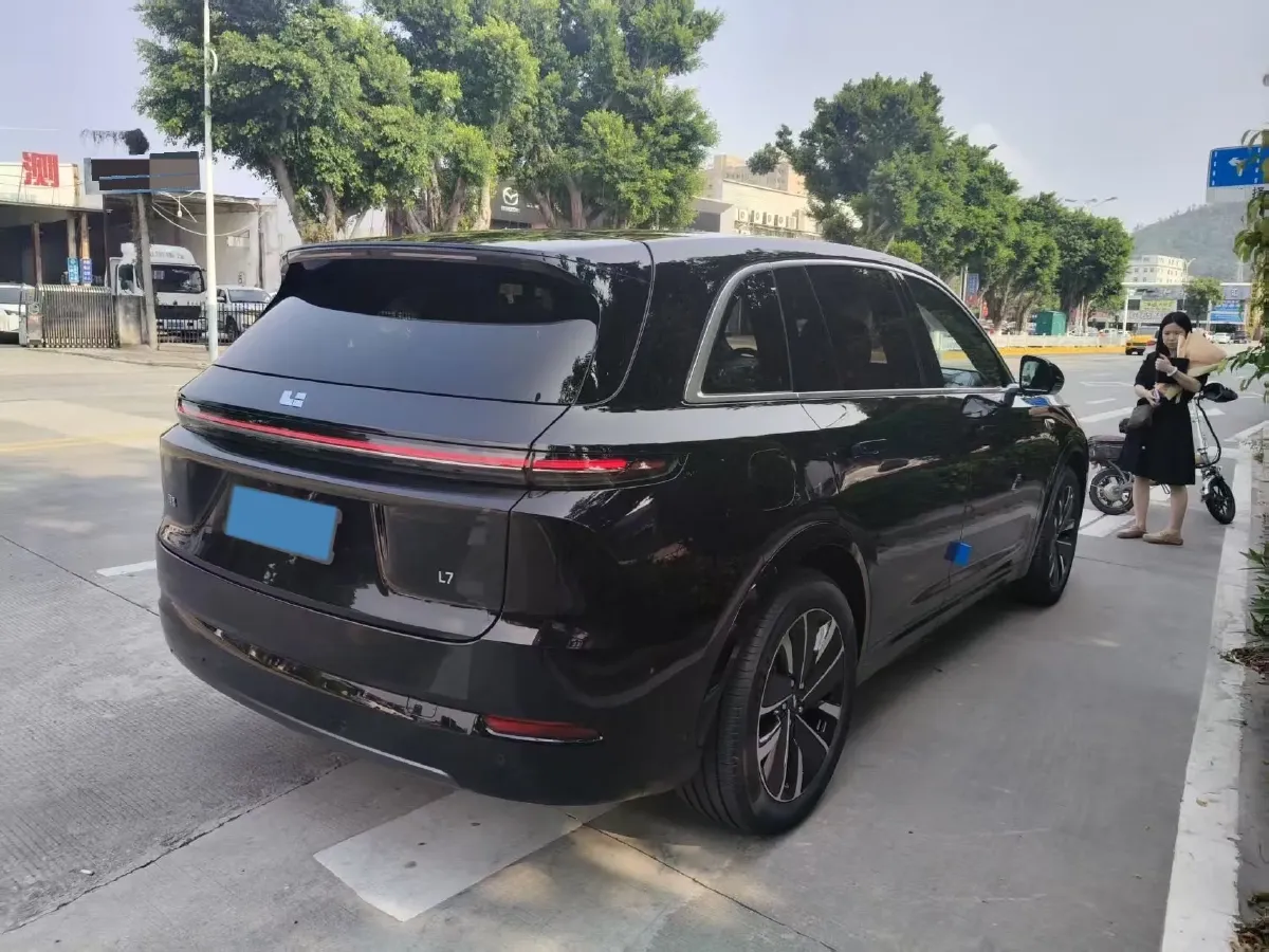 2025 Li L7 Range Extended 154HP REEV,autocango,china used car exporter,china ev exporter,chinese used car exporter,chinese used ev exporter