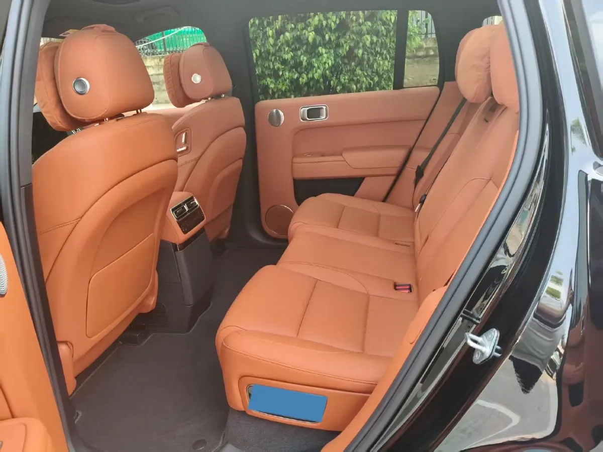 2025 Li L7 Range Extended 154HP REEV,autocango,china used car exporter,china ev exporter,chinese used car exporter,chinese used ev exporter