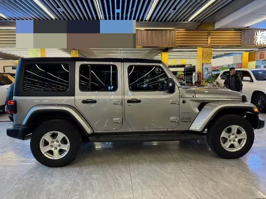 2019 Jeep Wrangler 2.0T 266HP L4 8AT,autocango,china used car exporter,china ev exporter,chinese used car exporter,chinese used ev exporter