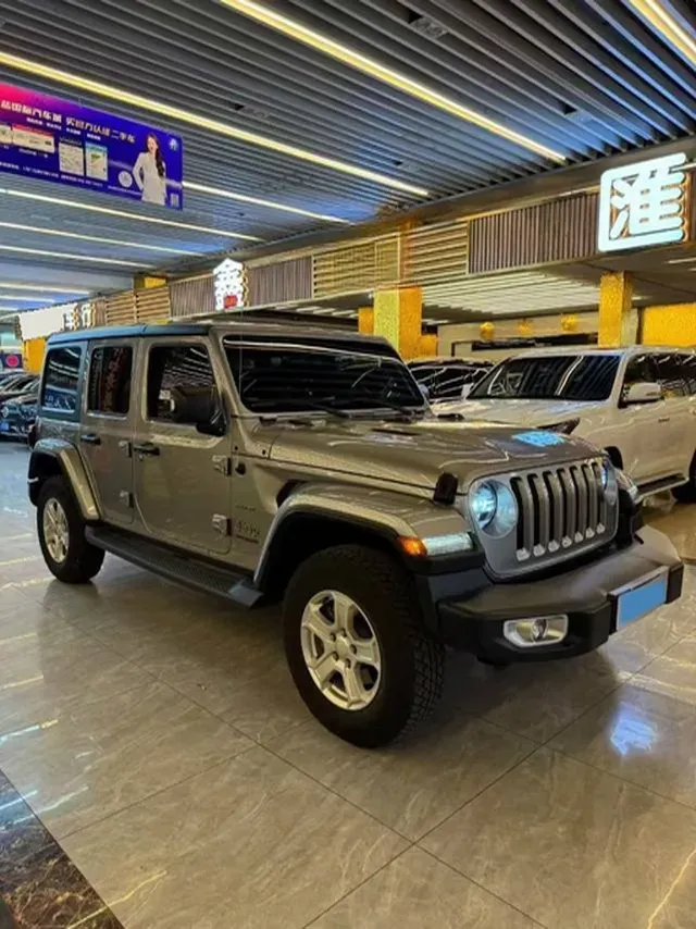 2019 Jeep Wrangler 2.0T 266HP L4 8AT,autocango,china used car exporter,china ev exporter,chinese used car exporter,chinese used ev exporter