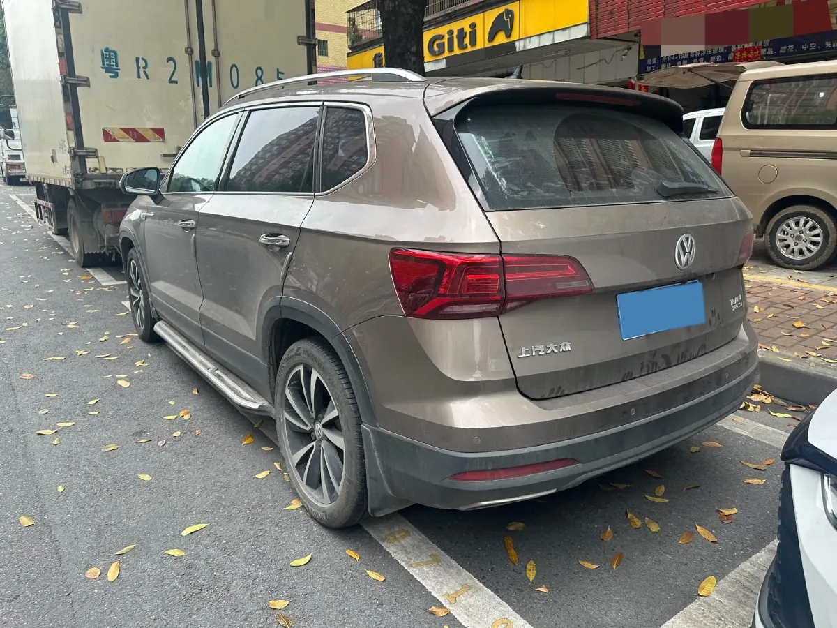 2019 MINI MINI 1.5T 102HP L3 7DCT,autocango,china used car exporter,china ev exporter,chinese used car exporter,chinese used ev exporter