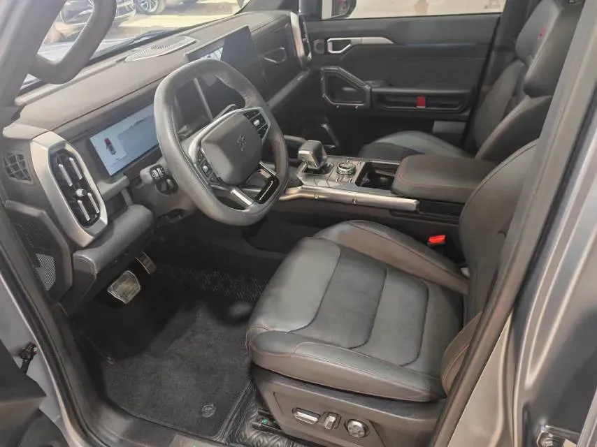 2023 Jetour Traveller 2.0T 254HP L4 7DCT,autocango,china used car exporter,china ev exporter,chinese used car exporter,chinese used ev exporter