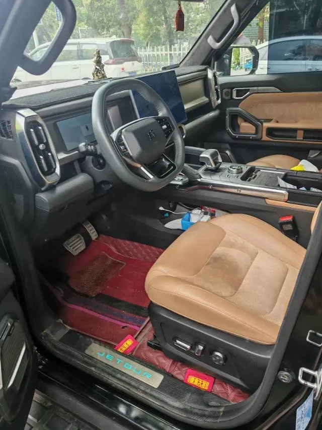 2023 Jetour Traveller 2.0T 254HP L4 7DCT,autocango,china used car exporter,china ev exporter,chinese used car exporter,chinese used ev exporter