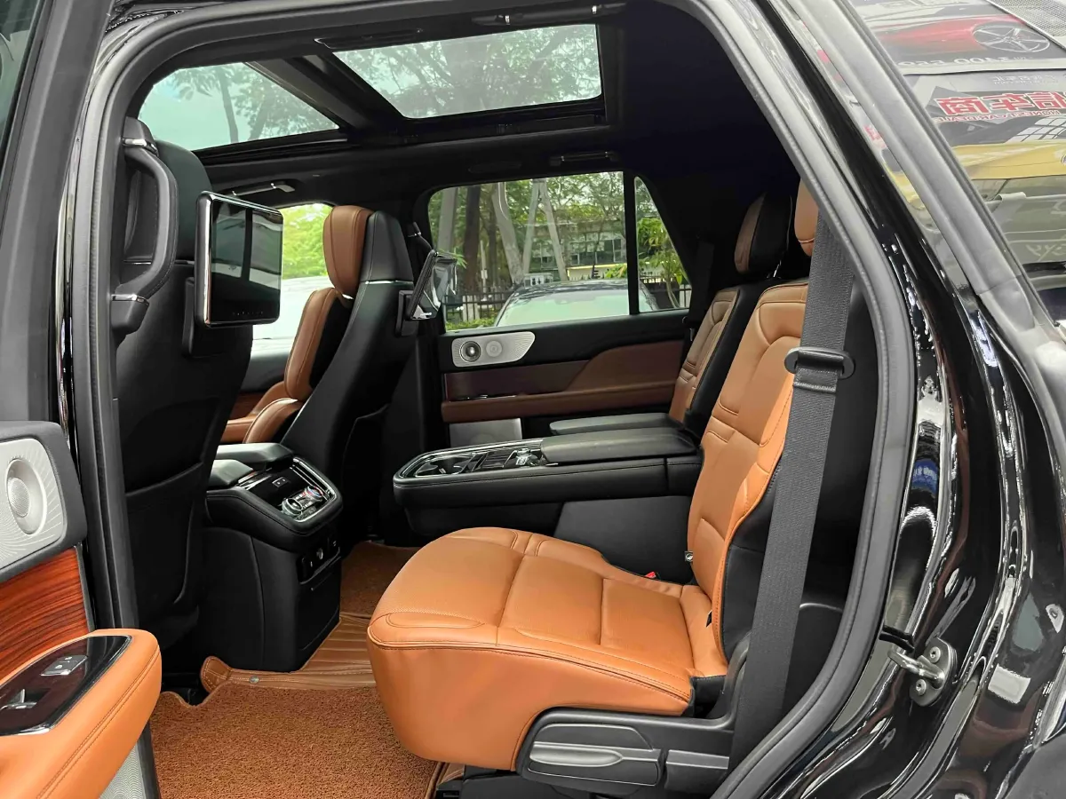 2018 Lincoln Navigator 3.5T 415HP V6 10AT,autocango,china used car exporter,china ev exporter,chinese used car exporter,chinese used ev exporter