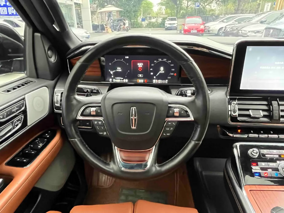 2018 Lincoln Navigator 3.5T 415HP V6 10AT,autocango,china used car exporter,china ev exporter,chinese used car exporter,chinese used ev exporter