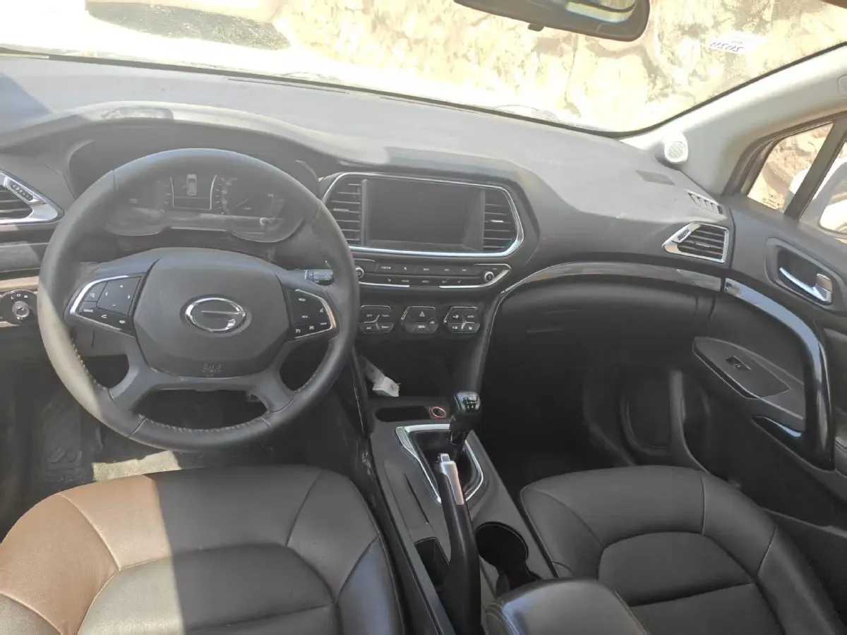 2018 GAC Trumpchi GS4 1.5T 152HP L4 6MT,autocango,china used car exporter,china ev exporter,chinese used car exporter,chinese used ev exporter