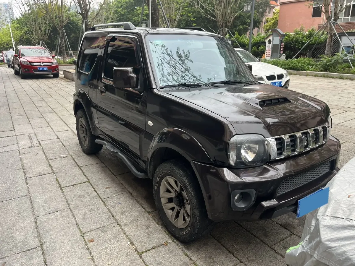 2015 Suzuki Jimny 1.3L 85HP L4 4AT,autocango,china used car exporter,china ev exporter,chinese used car exporter,chinese used ev exporter