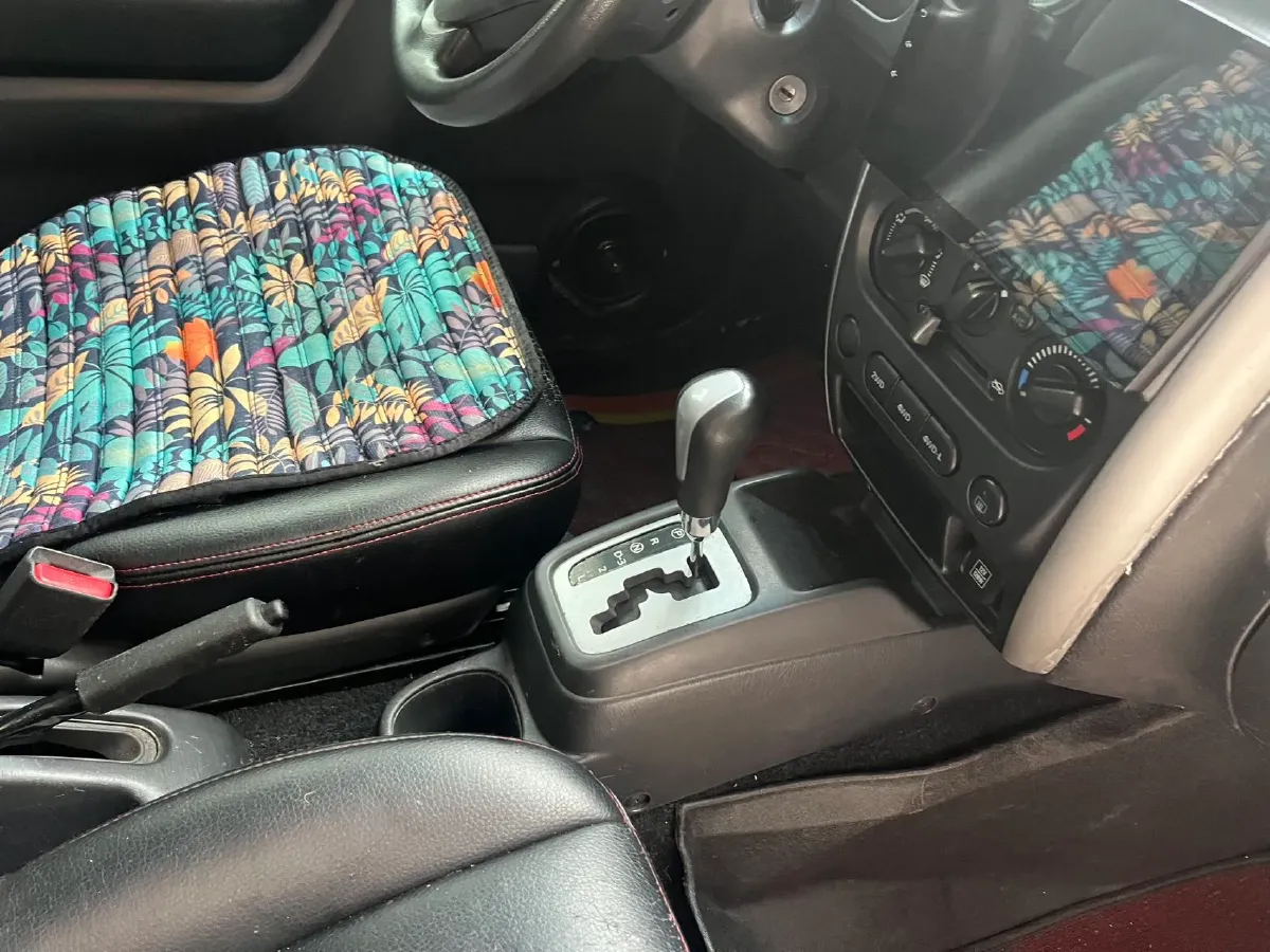 2015 Suzuki Jimny 1.3L 85HP L4 4AT,autocango,china used car exporter,china ev exporter,chinese used car exporter,chinese used ev exporter