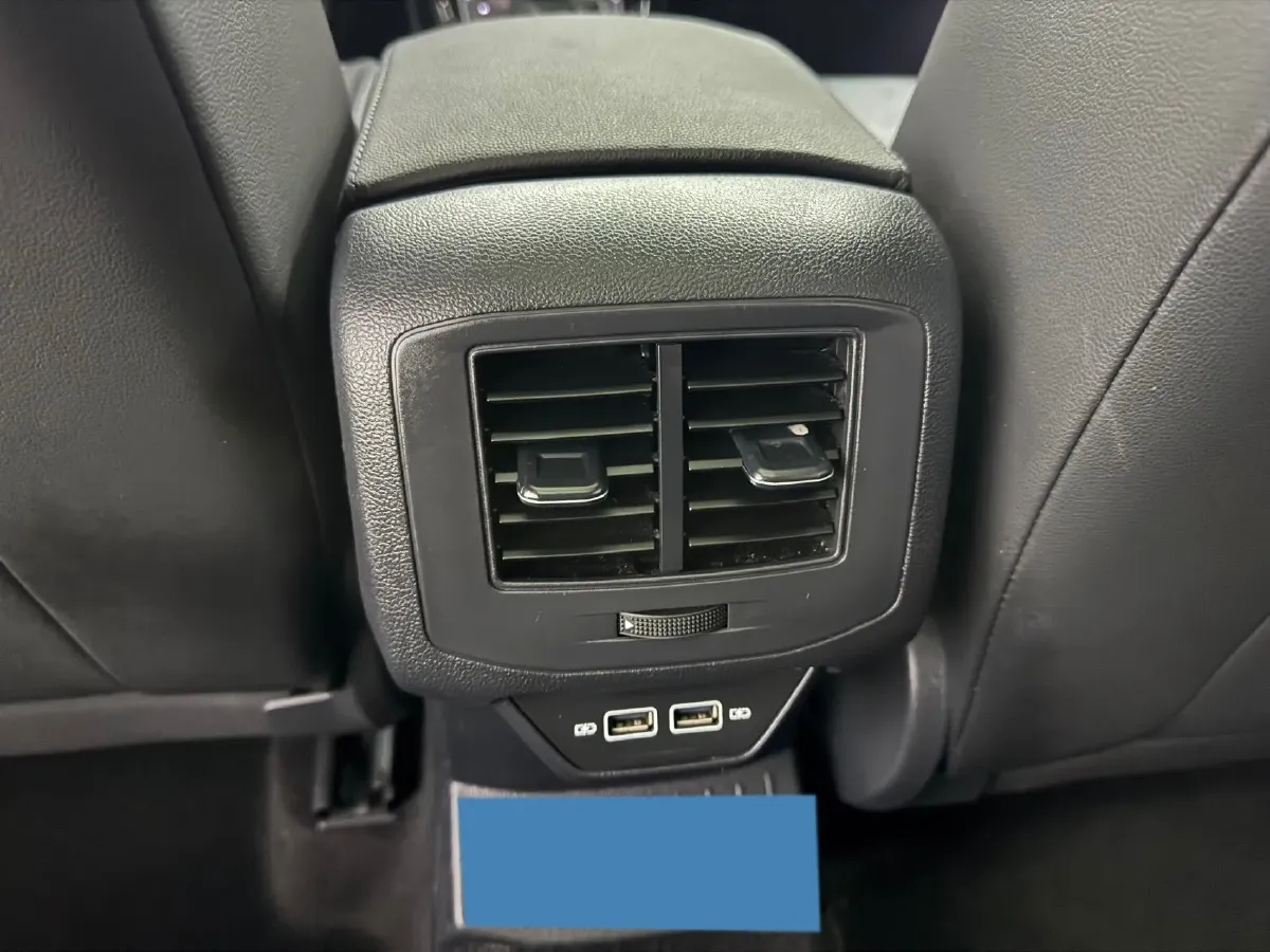 2022 Volkswagen T-Roc 1.4T 150HP L4 7DCT,autocango,china used car exporter,china ev exporter,chinese used car exporter,chinese used ev exporter