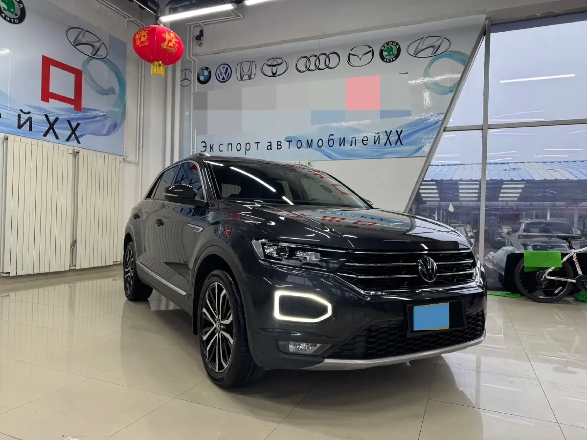 2022 Volkswagen T-Roc 1.4T 150HP L4 7DCT,autocango,china used car exporter,china ev exporter,chinese used car exporter,chinese used ev exporter