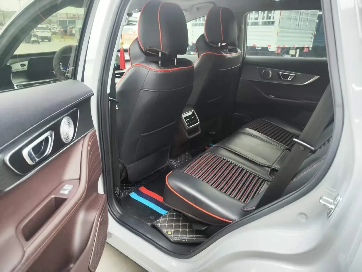 2022 Chery Tiggo 8 PRO 2.0T 254HP L4 7DCT,autocango,china used car exporter,china ev exporter,chinese used car exporter,chinese used ev exporter