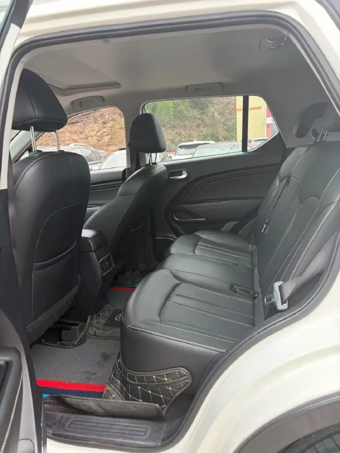 2021 GAC Trumpchi GS3 1.5T 163HP L3 6MT,autocango,china used car exporter,china ev exporter,chinese used car exporter,chinese used ev exporter