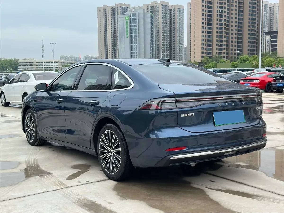 2025 Geely Galaxy A7 1.5L 112HP L4 1DHT PHEV,autocango,china used car exporter,china ev exporter,chinese used car exporter,chinese used ev exporter