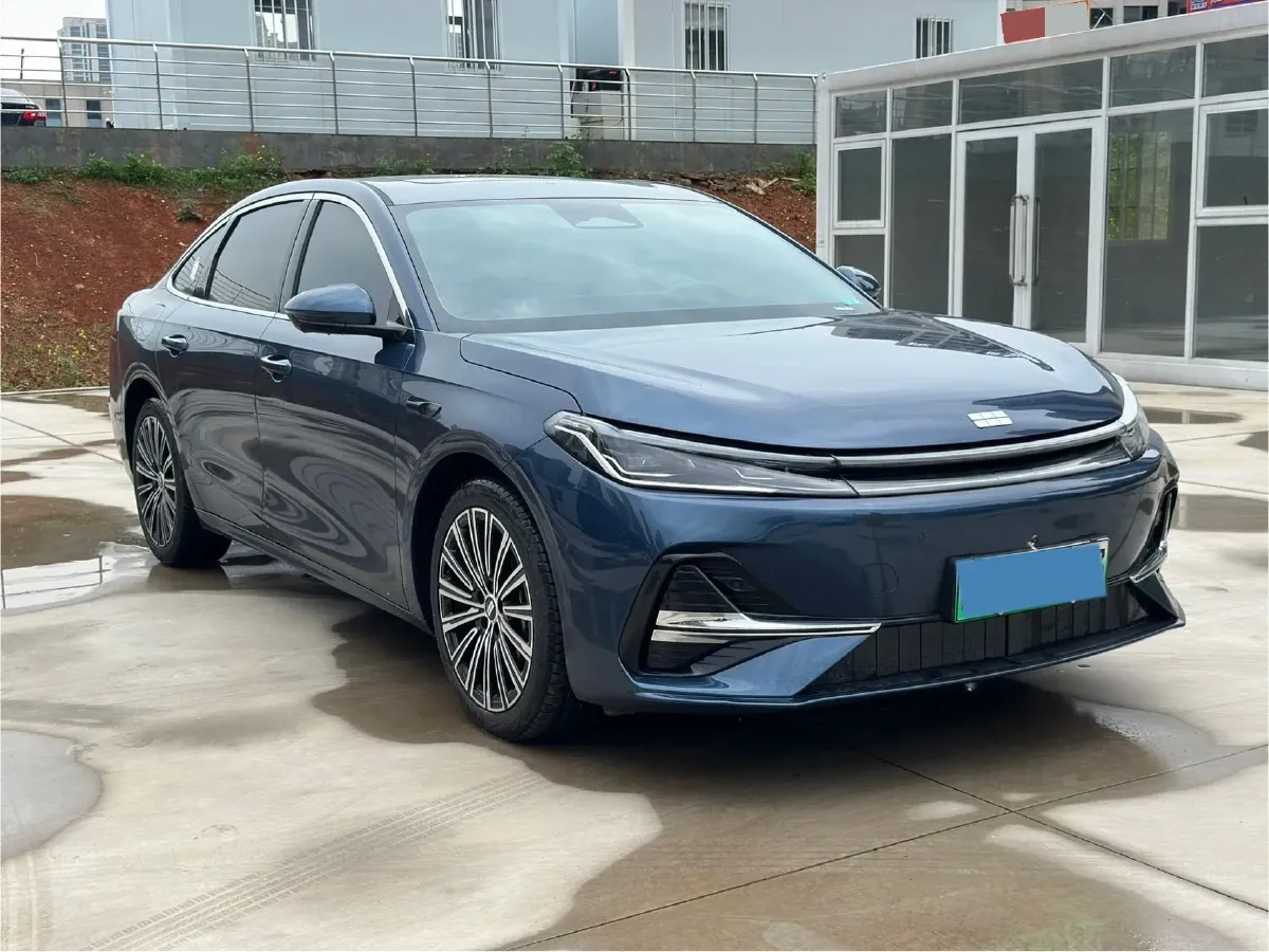 2025 Geely Galaxy A7 1.5L 112HP L4 1DHT PHEV,autocango,china used car exporter,china ev exporter,chinese used car exporter,chinese used ev exporter
