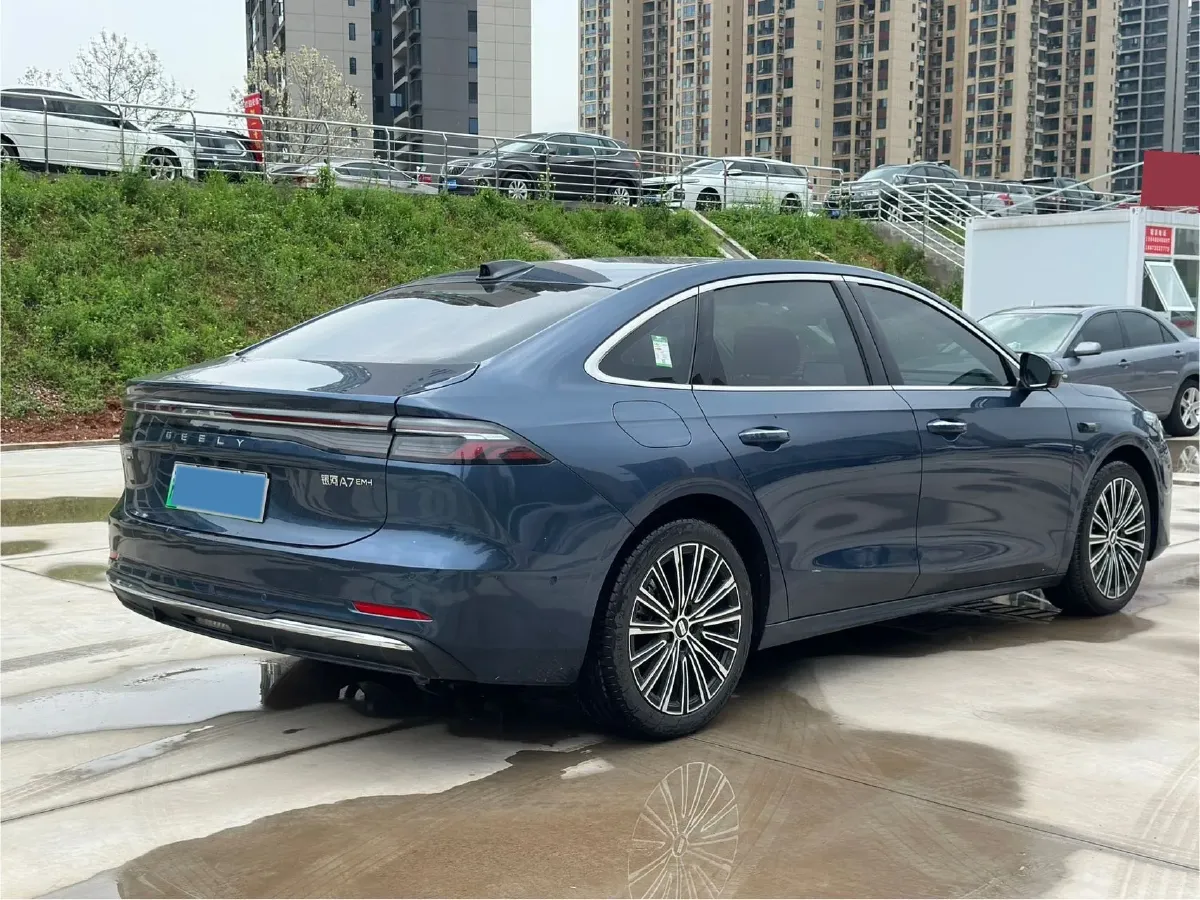 2025 Geely Galaxy A7 1.5L 112HP L4 1DHT PHEV,autocango,china used car exporter,china ev exporter,chinese used car exporter,chinese used ev exporter