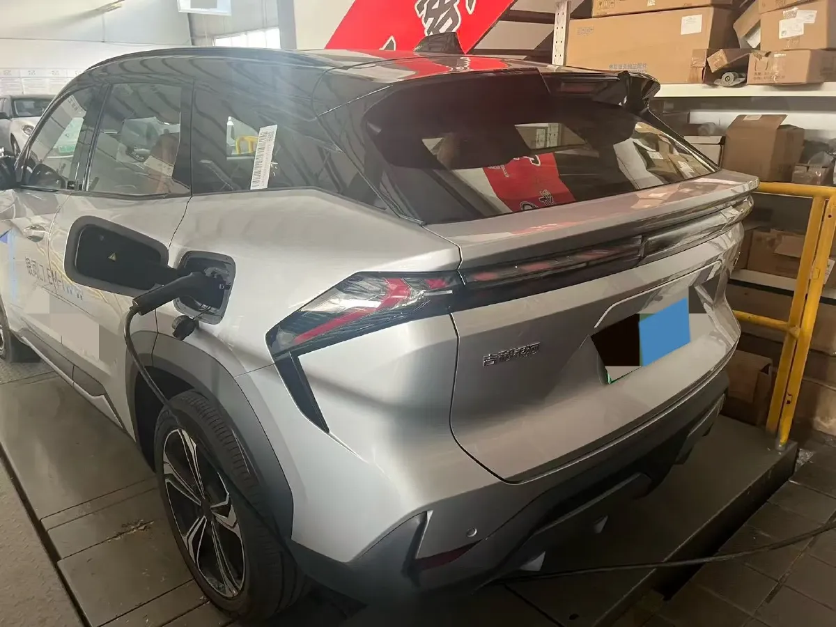 2025 Geely Galaxy L7 1.5L 112HP L4 1DHT PHEV 18.4KWH,autocango,china used car exporter,china ev exporter,chinese used car exporter,chinese used ev exporter