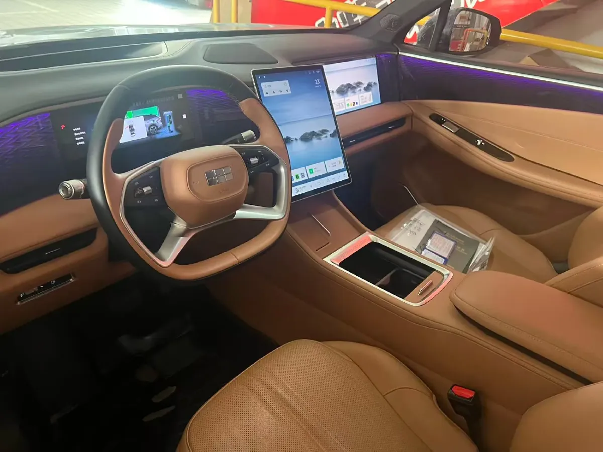 2025 Geely Galaxy L7 1.5L 112HP L4 1DHT PHEV 18.4KWH,autocango,china used car exporter,china ev exporter,chinese used car exporter,chinese used ev exporter